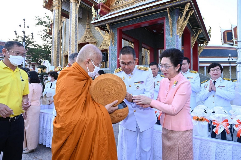 อธิบดี พช. ร่วมพิธีทำบุญตักบาตรถวายพระกุศลและพิธีถวายพระพร เนื่องในโอกาสวันคล้ายวันประสูติ สมเด็จพระเจ้าลูกเธอ เจ้าฟ้าสิริวัณณวรี นารีรัตนราชกัญญา 8 มกราคม 2567